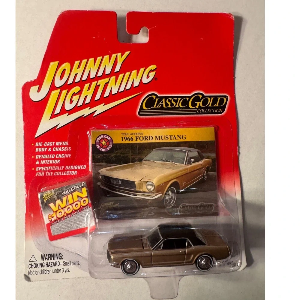 Johnny Lightning Classic Gold 1966 Ford Mustang Gold Die-Cast 404-23 Real Wheels